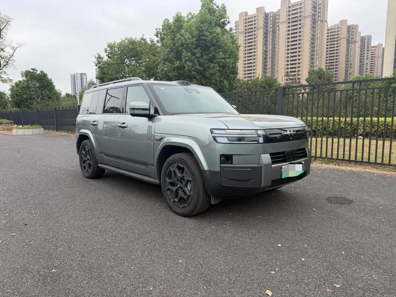 FangChengBao 2025 titanium 7 1.5T stepless 190KM four-wheel drive Ultra version of automatic gear 3