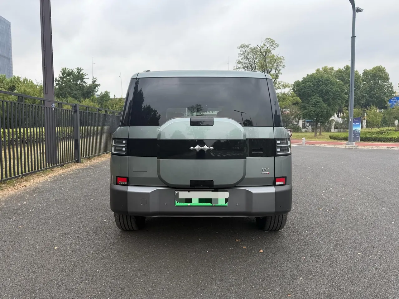 FangChengBao 2025 titanium 7 1.5T stepless 190KM four-wheel drive Ultra version of automatic gear 5