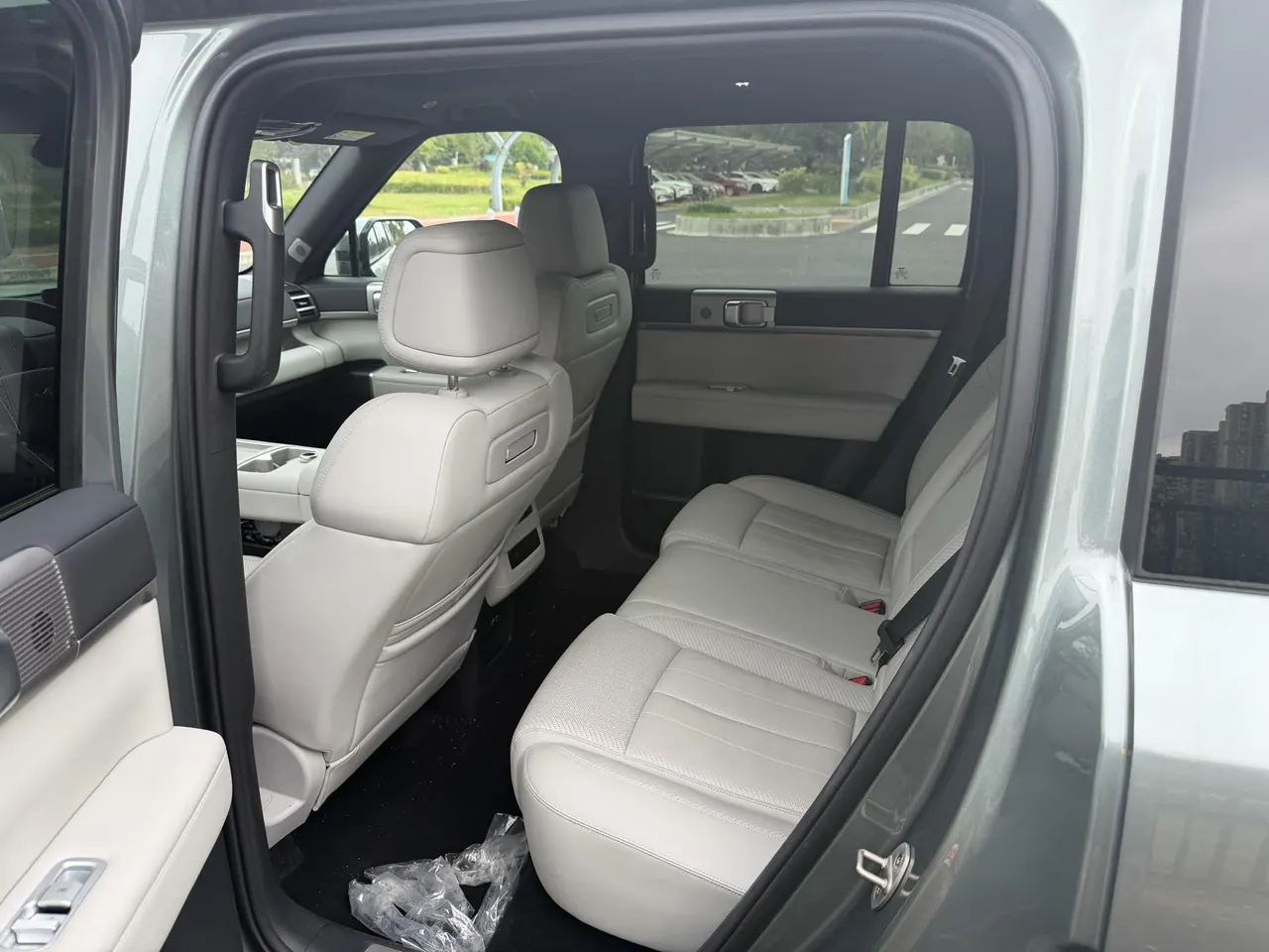FangChengBao 2025 titanium 7 1.5T stepless 190KM four-wheel drive Ultra version of automatic gear 7