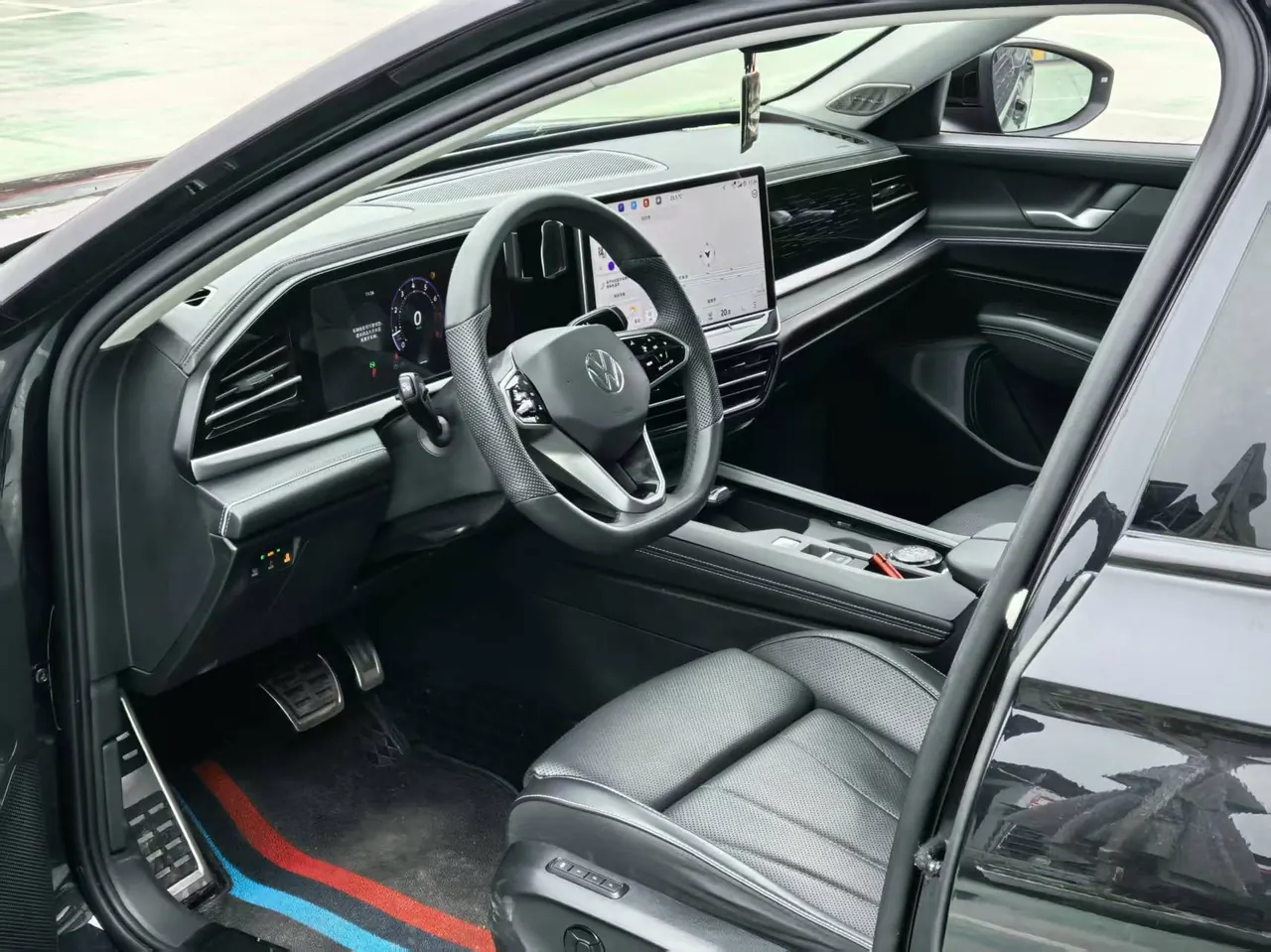 Volkswagen 2025 Passat Pro 2.0TSI 380TSI Long Yao Edition Automatic 4