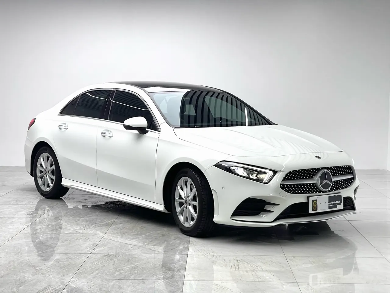 Mercedes Benz Class A 2021 A 200 L 1.3T Fashion Automatic Gear 3