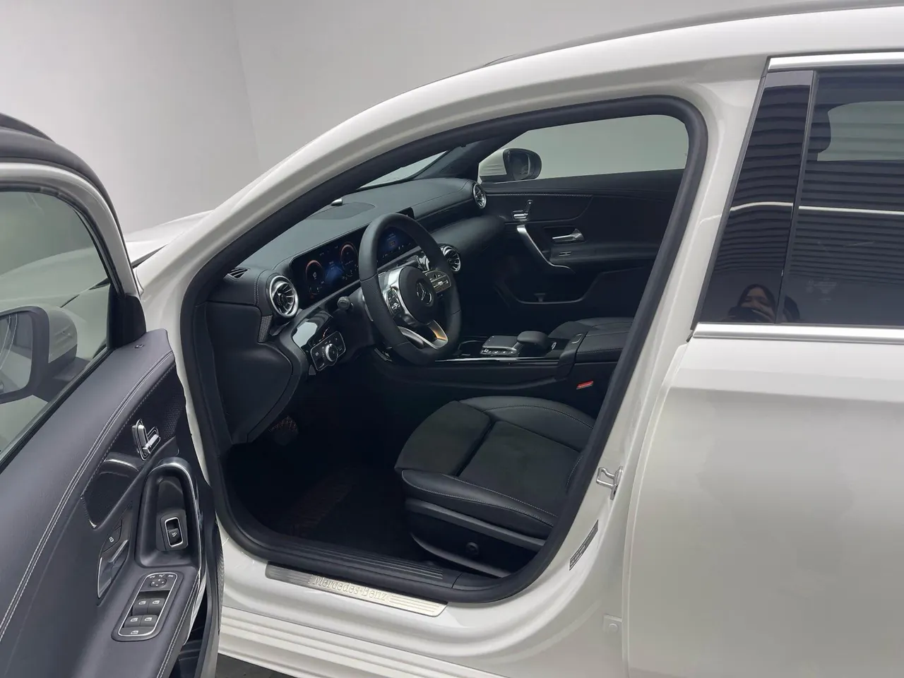 Mercedes Benz Class A 2021 A 200 L 1.3T Fashion Automatic Gear 6