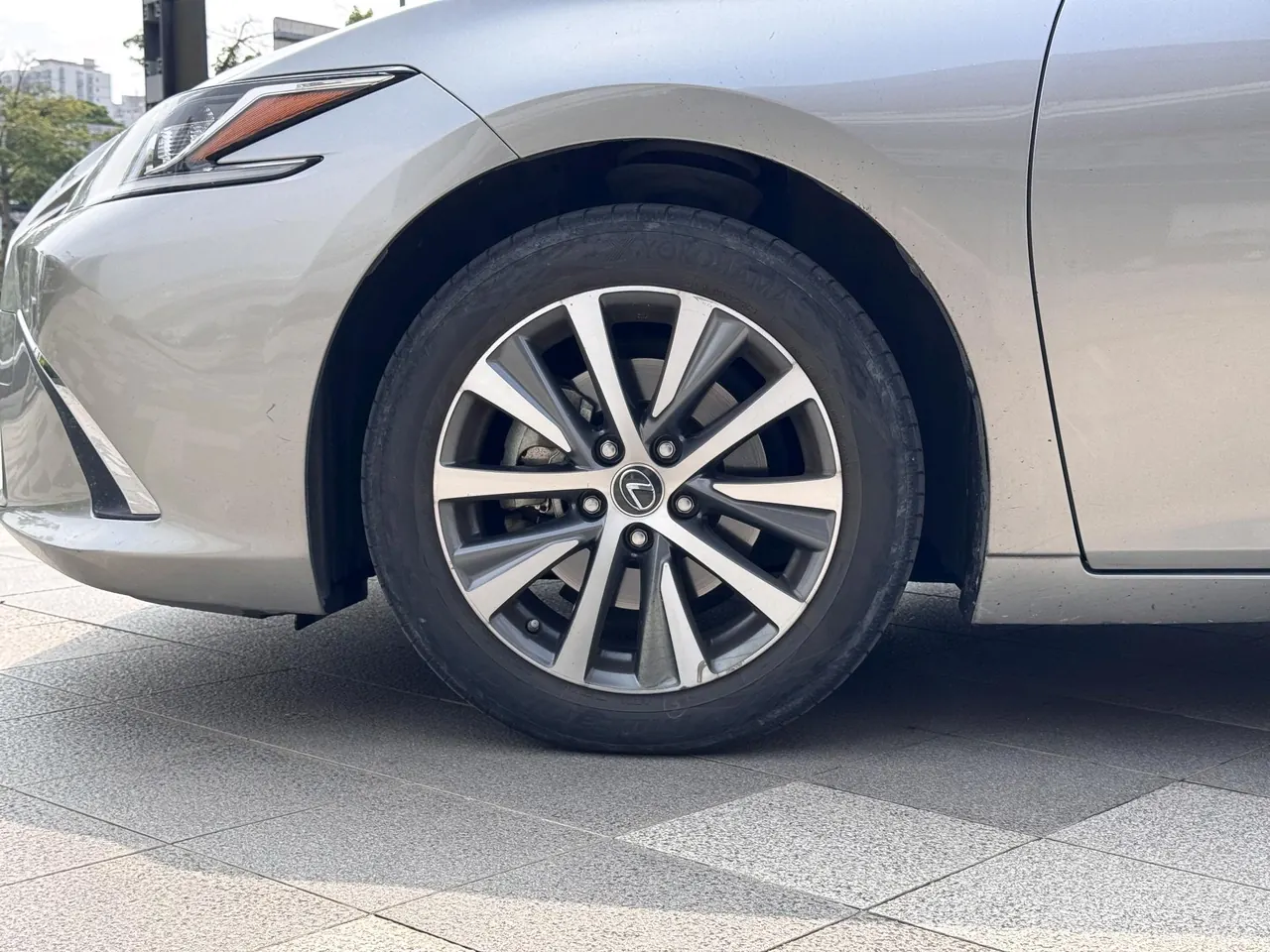 Lexus ES (Imported) 2020 ES200 2.0 Stepless Premium Edition Automatic Gear 10