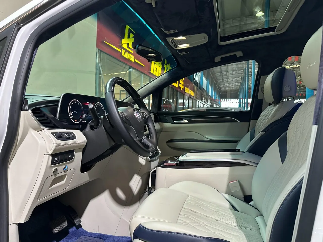 Buick 2020 GL8 ES Lu Zun 2.0T 653T Comfortable Automatic Gear 4