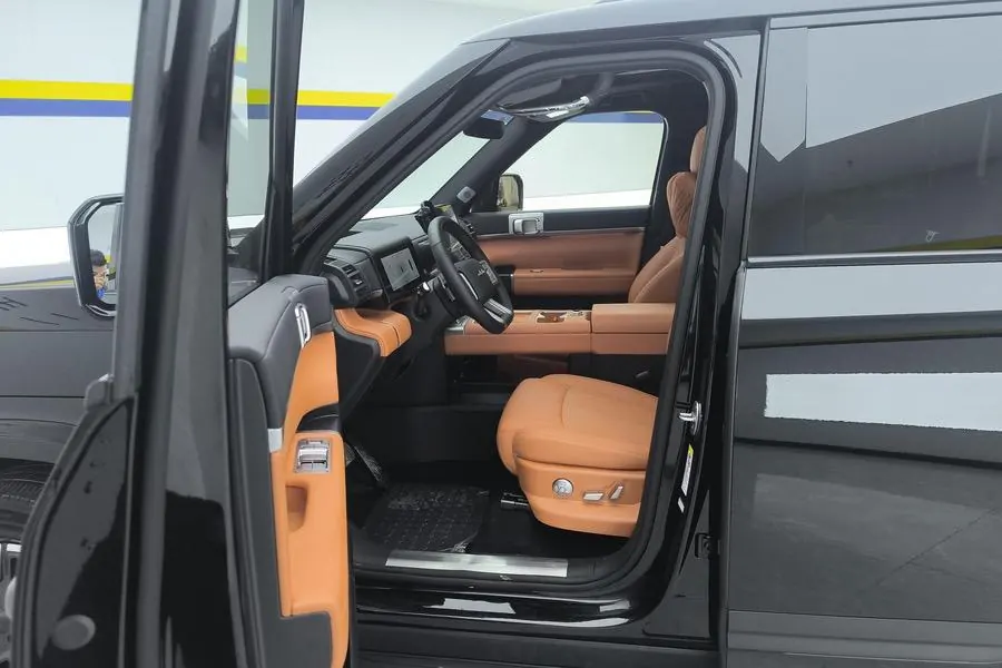 FangChengBao 2025 titanium 7 1.5T stepless 190KM four-wheel drive Max version automatic gear 2