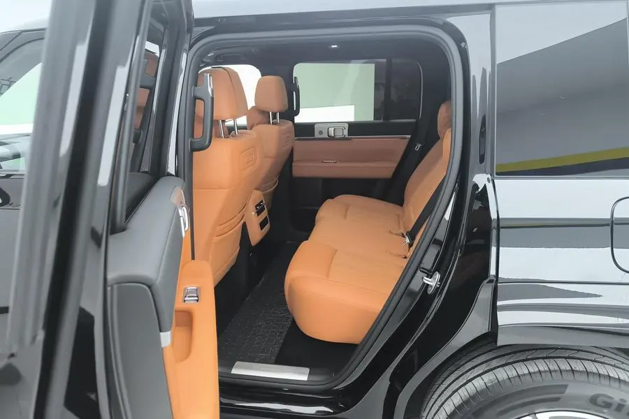 FangChengBao 2025 titanium 7 1.5T stepless 190KM four-wheel drive Max version automatic gear 3
