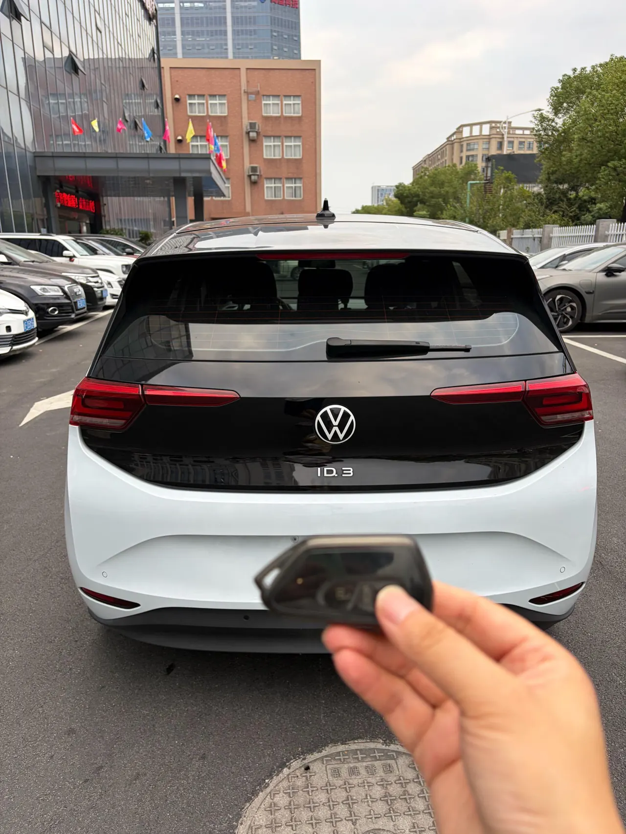 Volkswagen 2023 ID. 3 Pure Smart Edition Automatic Transmission 2