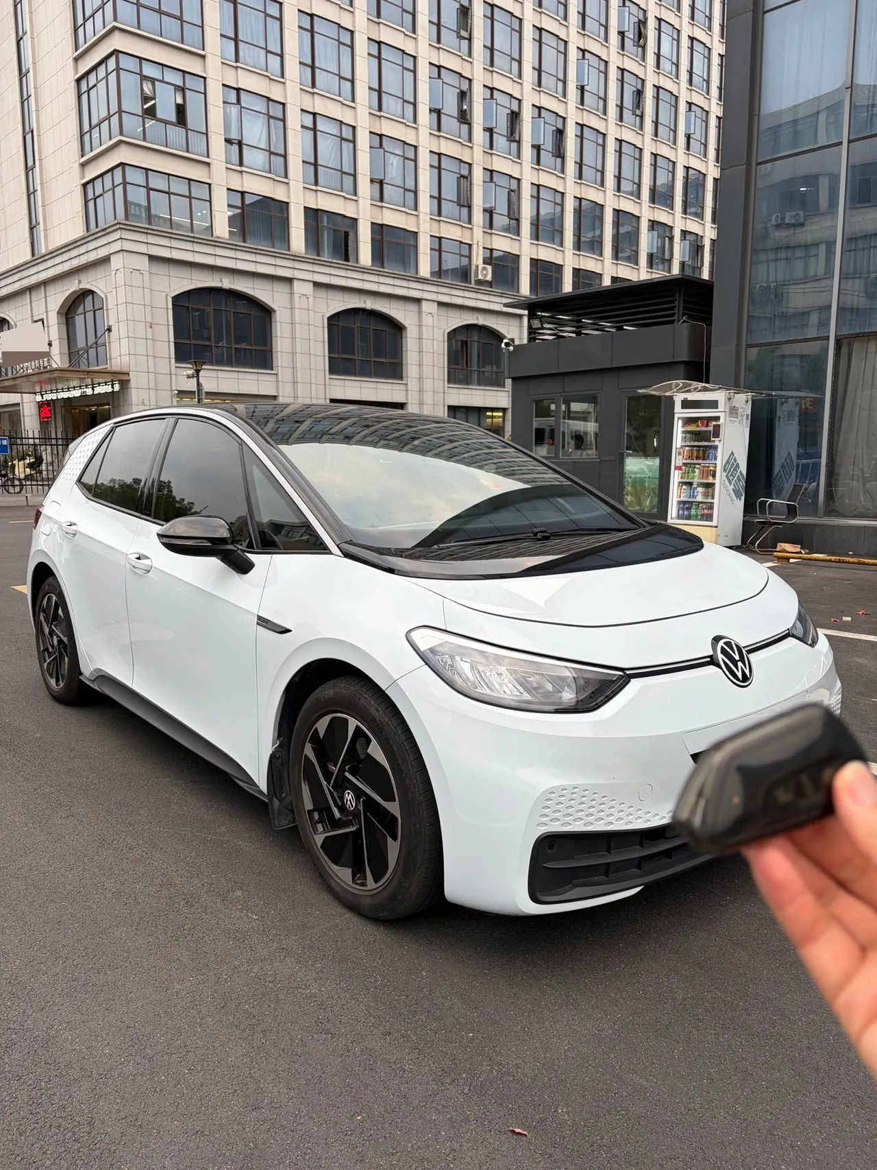 Volkswagen 2023 ID. 3 Pure Smart Edition Automatic Transmission 4