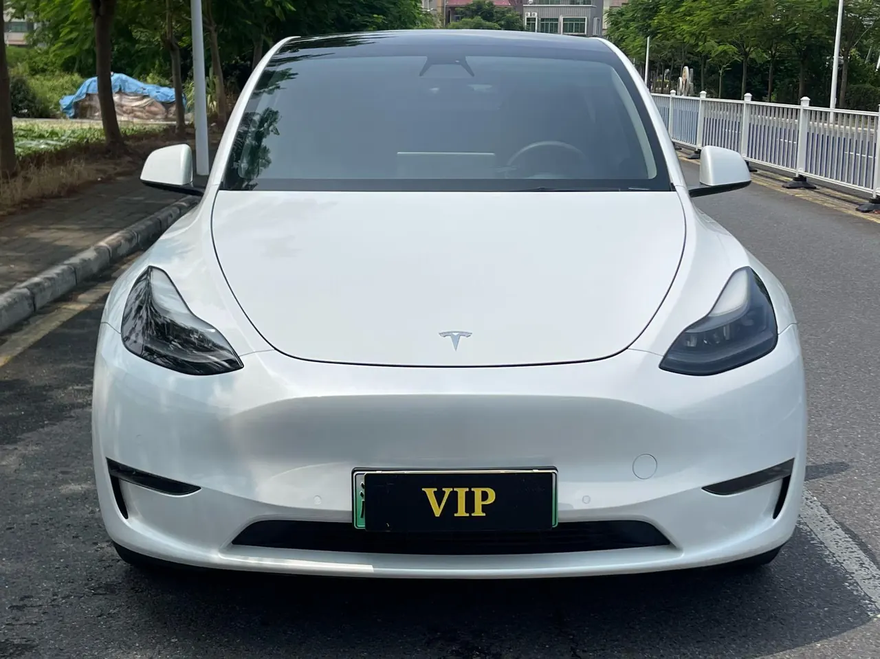 Tesla 2021 Model Y long endurance all-wheel drive version automatic transmission 3
