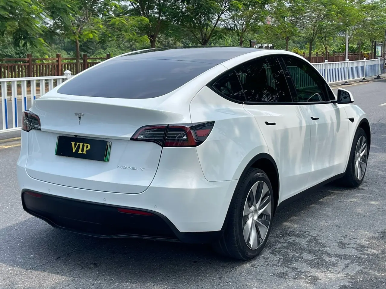 Tesla 2021 Model Y long endurance all-wheel drive version automatic transmission 7
