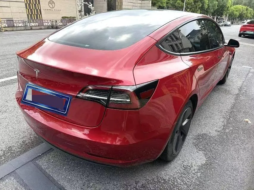 Tesla 2022 Model 3 rear-wheel drive version of automatic transmission 2