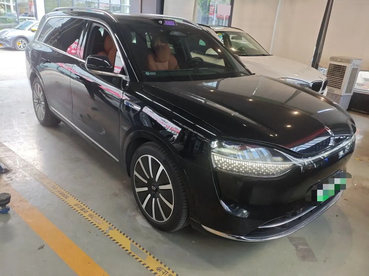 AITO 2024 AITO M9 extended range Max version 52kWh automatic gear 2