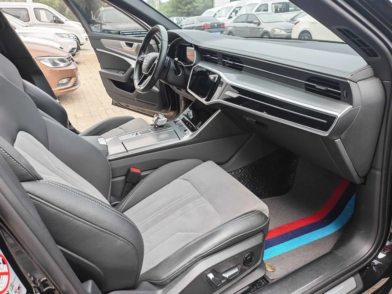 Audi 2024 A6L 2.0TFSI 40TFSI Deluxe Dynamic Automatic 8
