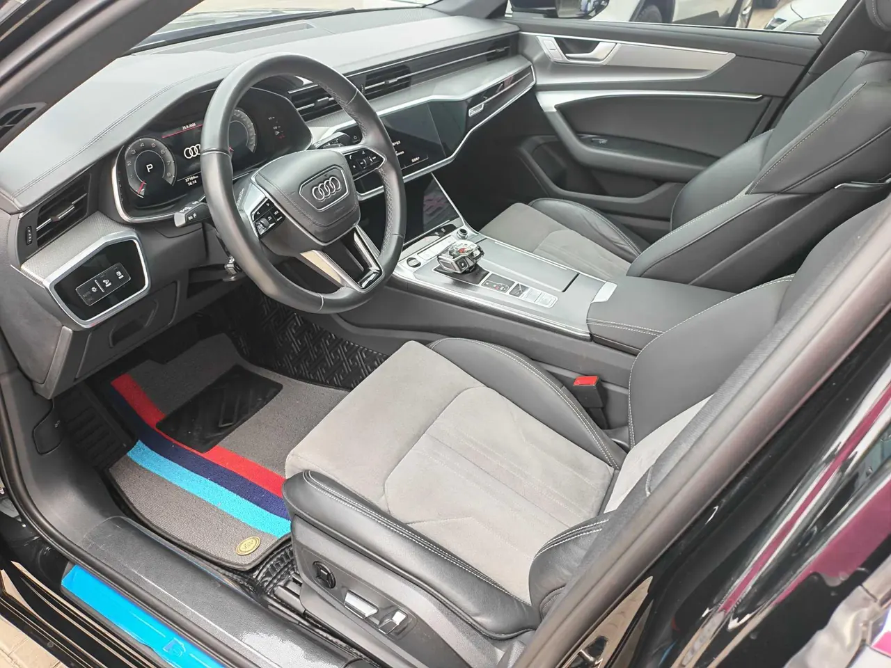 Audi 2024 A6L 2.0TFSI 40TFSI Deluxe Dynamic Automatic 9