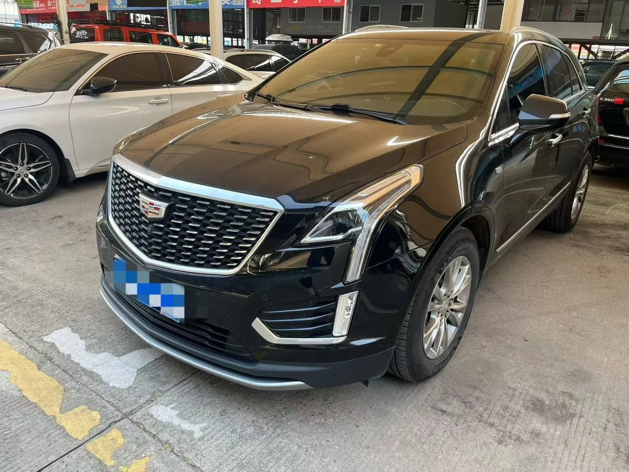 Open image lightbox: Cadillac 2022 XT5 48V 2.0T Two-Drive Luxury Automatic Gear