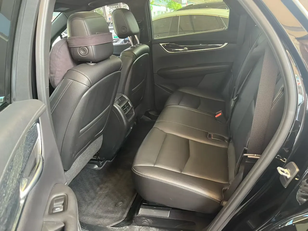 Cadillac 2022 XT5 48V 2.0T Two-Drive Luxury Automatic Gear 4