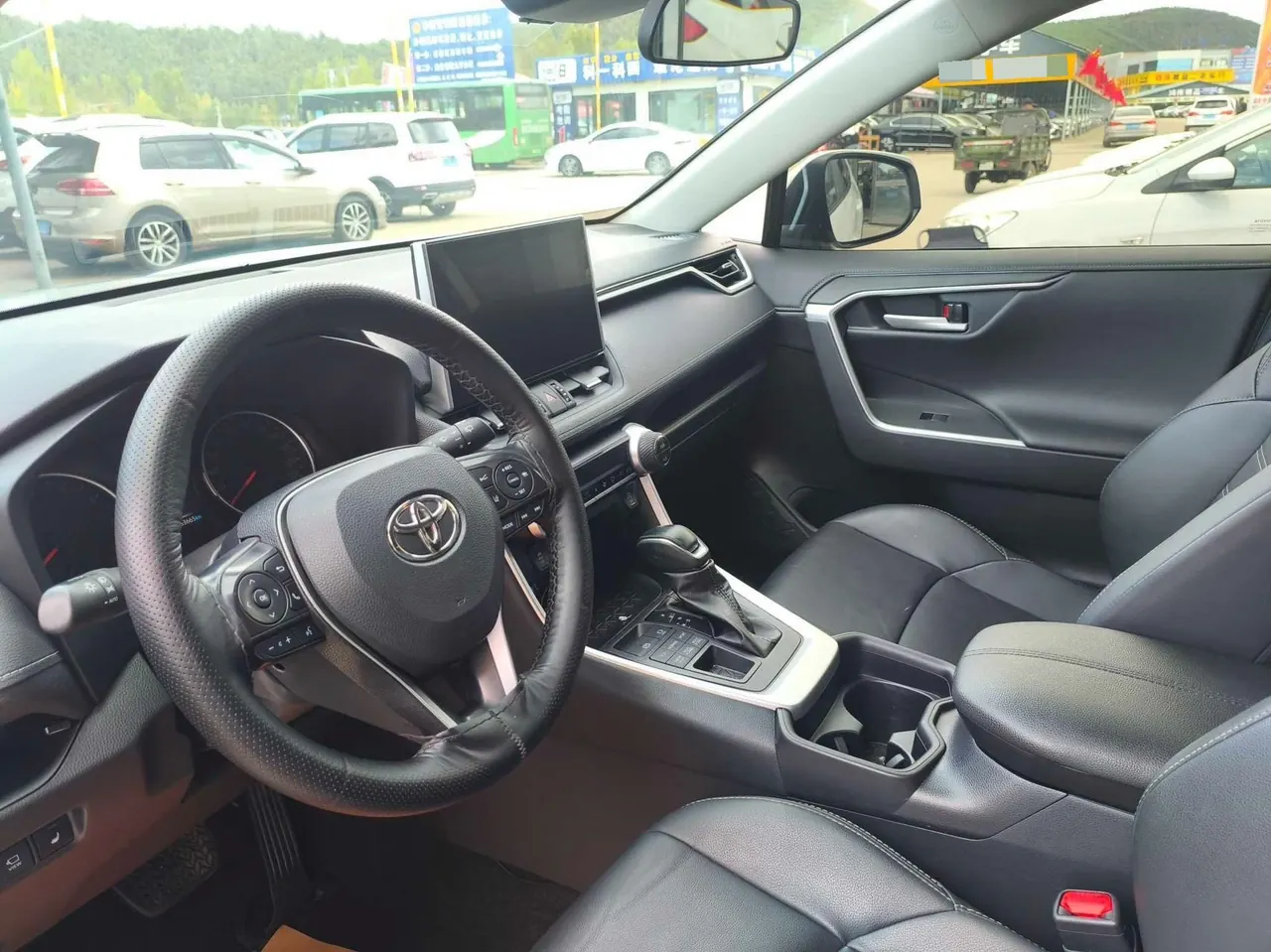 Toyota 2022 Wilanda 2.0 Stepless Four-wheel Drive Knight Edition Automatic Gear 4