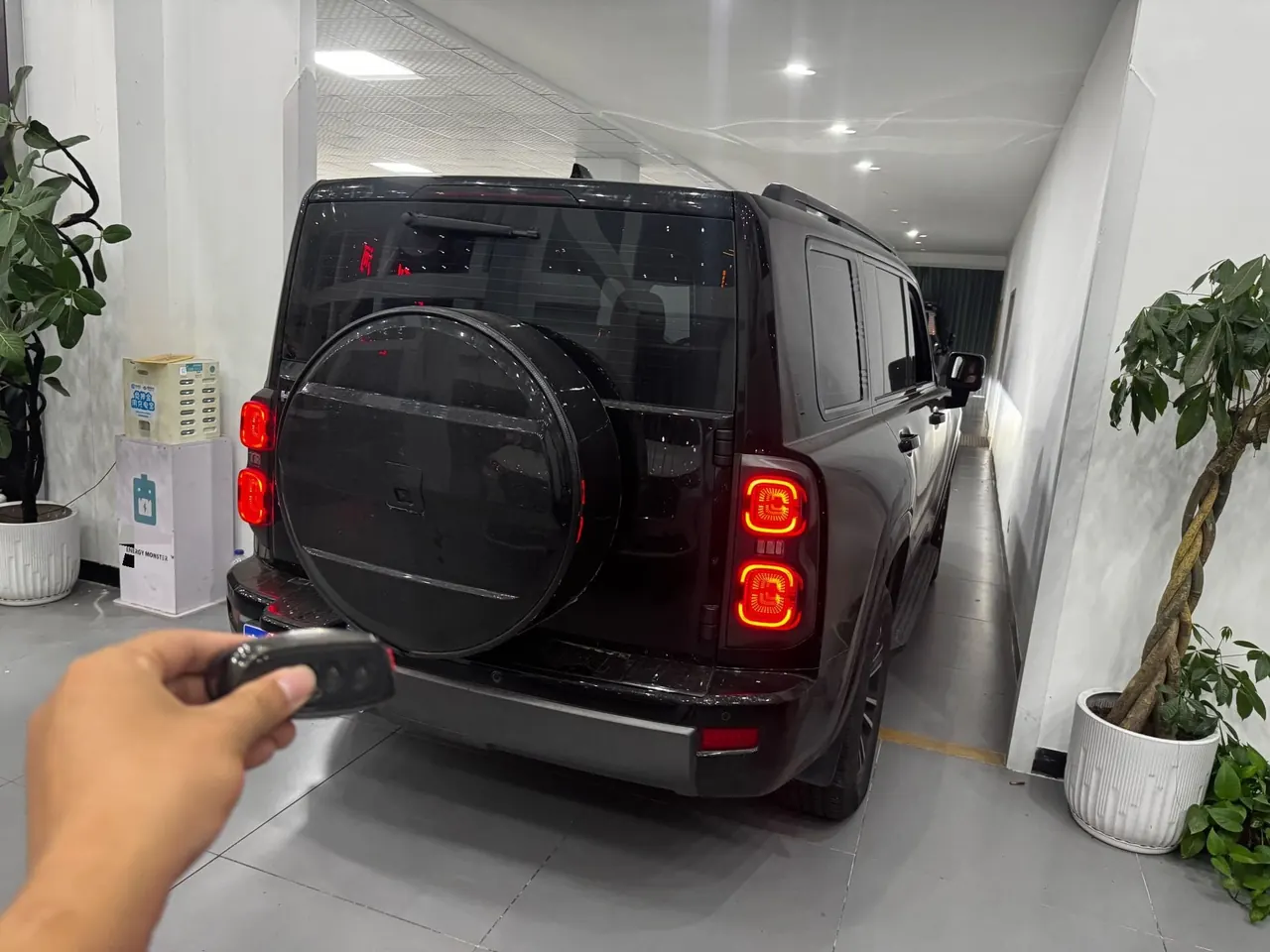 Haval 2024 H9 2.0T 4-wheel drive extension version automatic gear 5