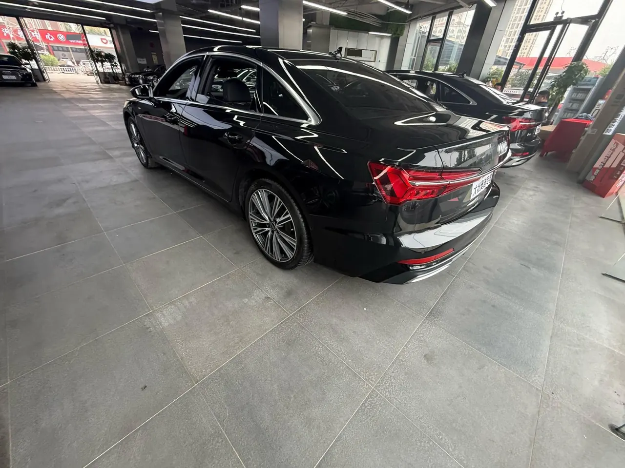 Audi 2022 A6L 2.0TFSI 45TFSI Quattro Selected Dynamic Automatic 7