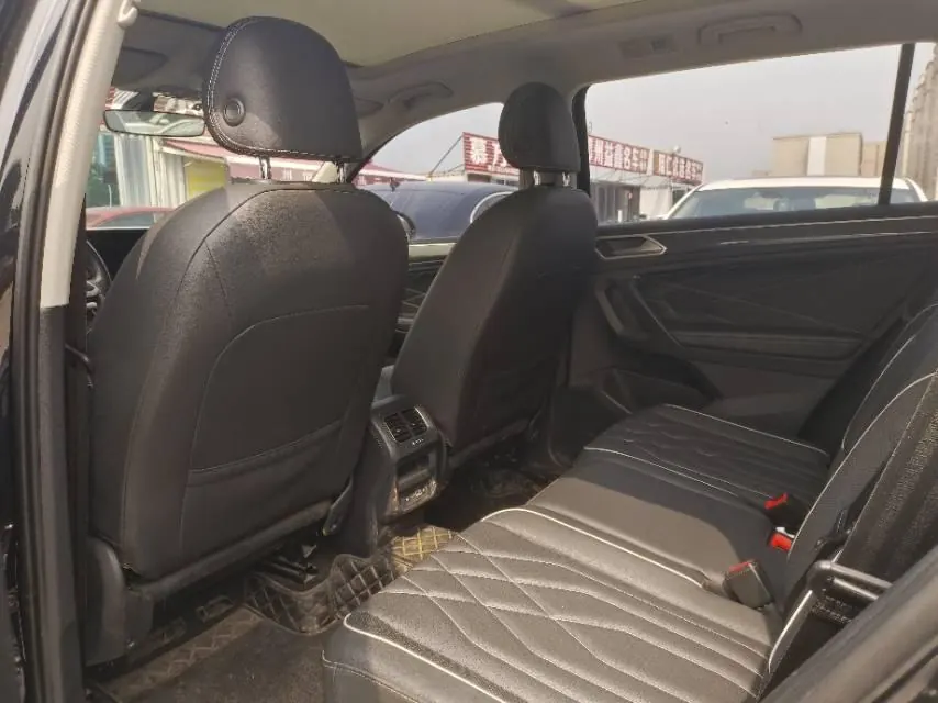 Volkswagen 2023 Tiguan L R-Line 2.0TSI 330TSI Two-Drive R-Line Yuexiang Edition (Revised) Automatic Gear 5