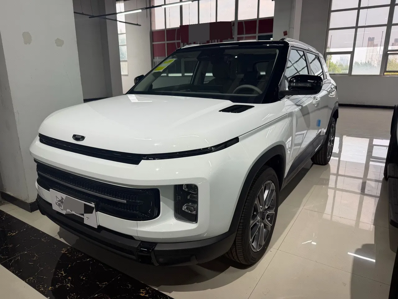 Geely 2026 model Icon 1.5TD Chocolate Elegant Edition, automatic transmission - View 1