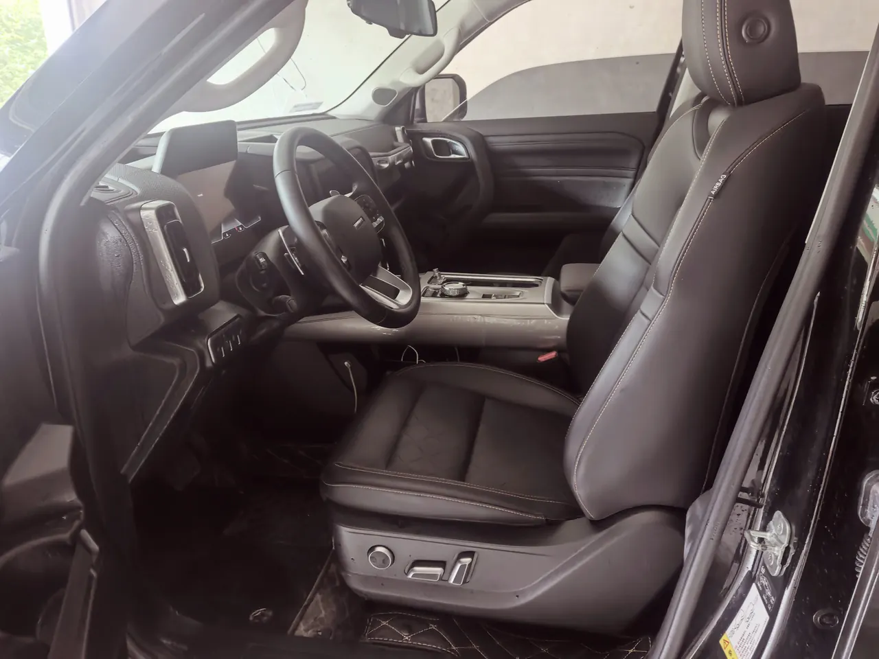 Haval 2024 big dog 2.0T Chinese garden dog version automatic gear 2