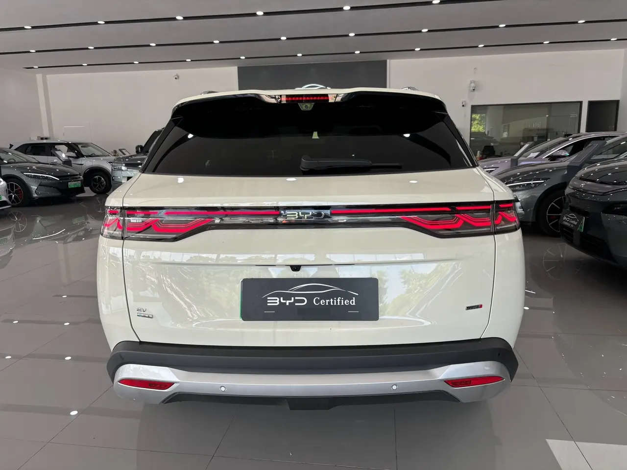 BYD 2026 Song Ultra EV 710KM Exceed Automatic Transmission 3
