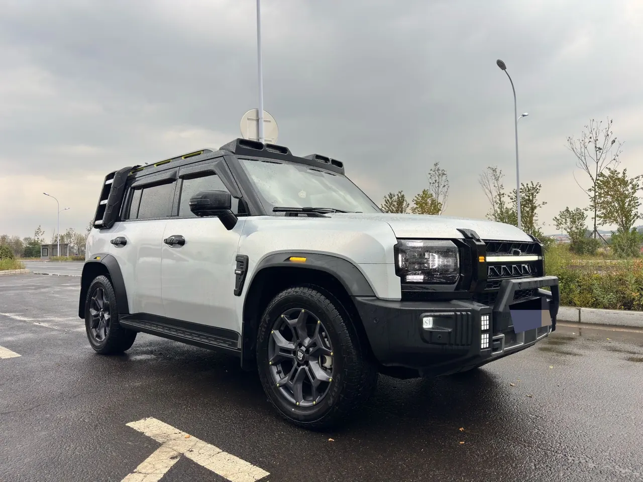 Jetour 2024 Traveler 2.0T Four-Wheel-Drive Cross-Country PRO Entertainment Version Automatic Transmission 8