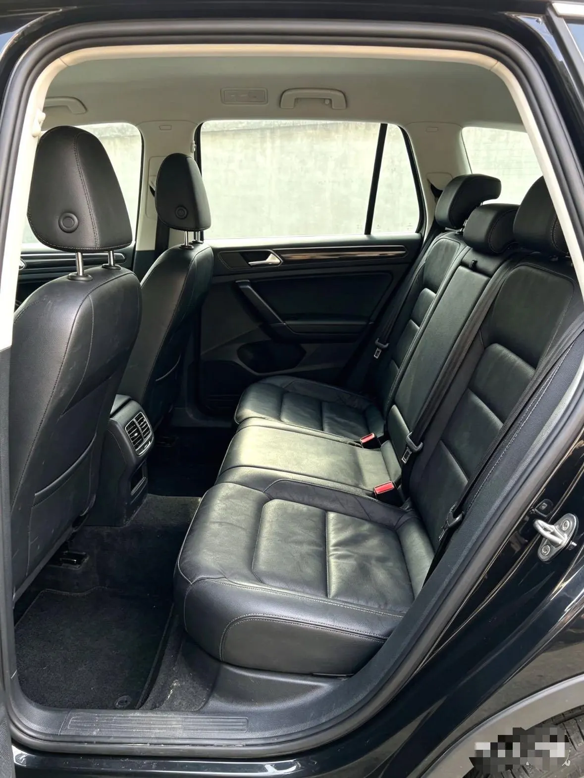 Volkswagen 2024 Tiguan L 1.5TSI 300TSI Two‑Wheel‑Drive Longteng Edition Automatic Transmission 9