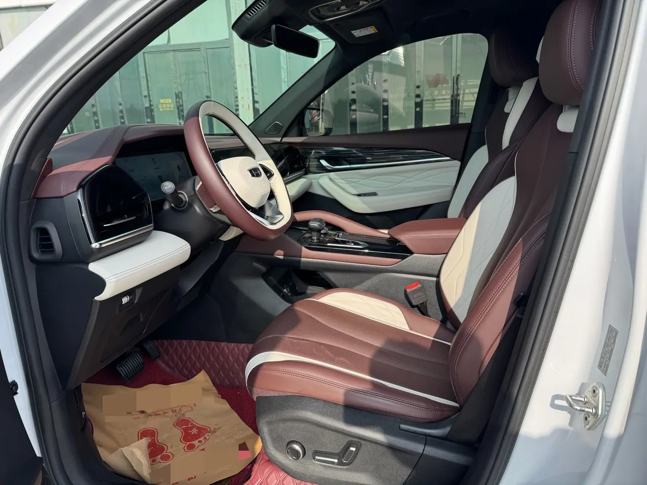 Geely 2024 XingyueL (Monjaro) 2.0TD high-power two-wheel drive cloud version automatic gear 2