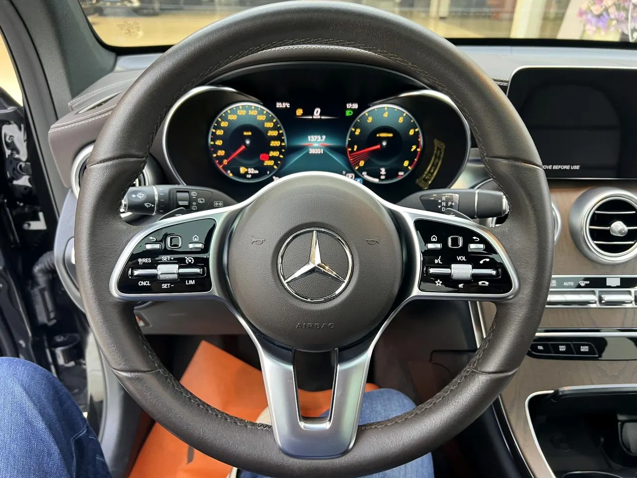 Mercedes Benz 2022 GLC 300 L 4MATIC 2.0T Dynamic Zhen Tibetan Edition (Revised) Automatic Gear 5