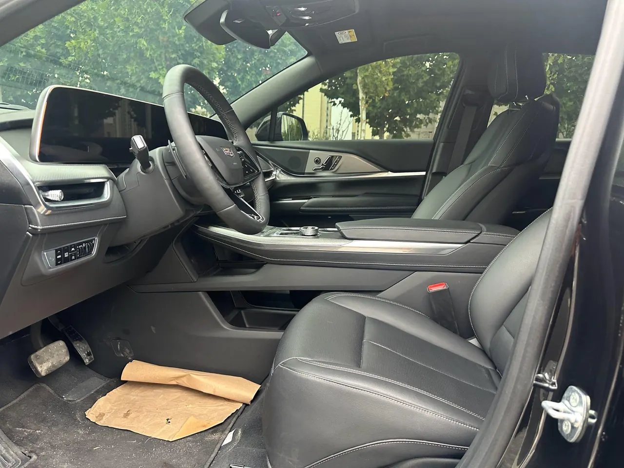 Cadillac 2026 XT5 48V 2.0T Luxury Automatic Gear 2