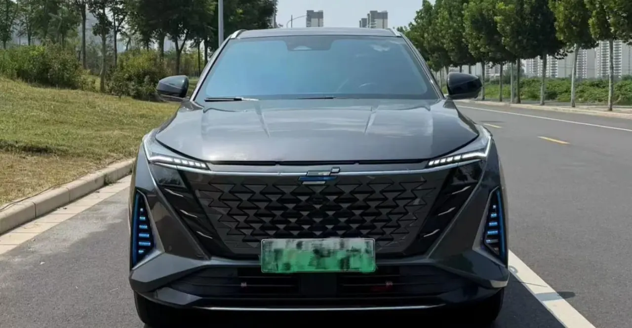 Oshan 2023 Z6 iDD 1.5T Three Clutch 150KM Flagship Automatic Gear 2