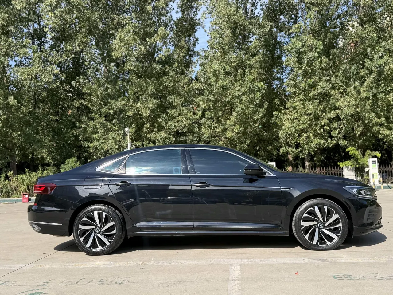 Volkswagen 2024 Passat 2.0TSI 380TSI Elite Edition Automatic 2