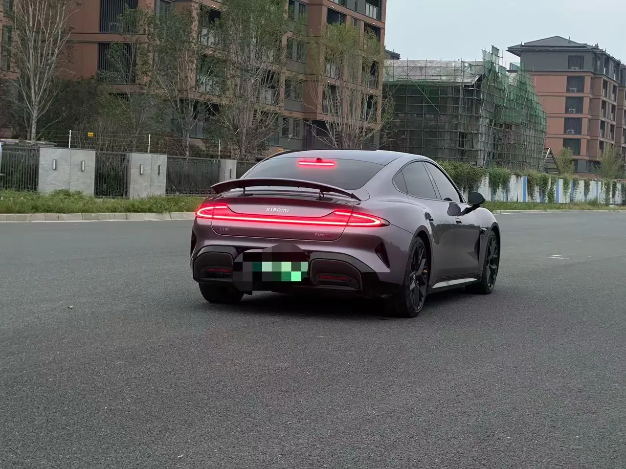 MI 2024 SU 7 800km 4-wheel drive ultra-long endurance high-end smart driving Max version automatic gear 9