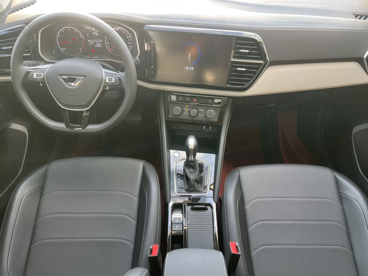 Jetta 2023 Jetta VS5 1.4TSI 280TSI high-gloss automatic transmission 7