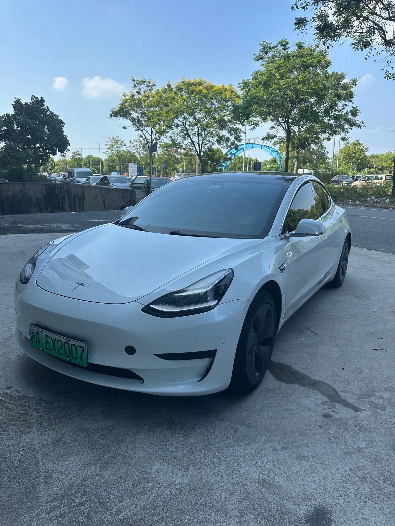 Open image lightbox: Tesla 2020 Model 3 Standard Endurance Rear Drive Upgraded Automatic Gear