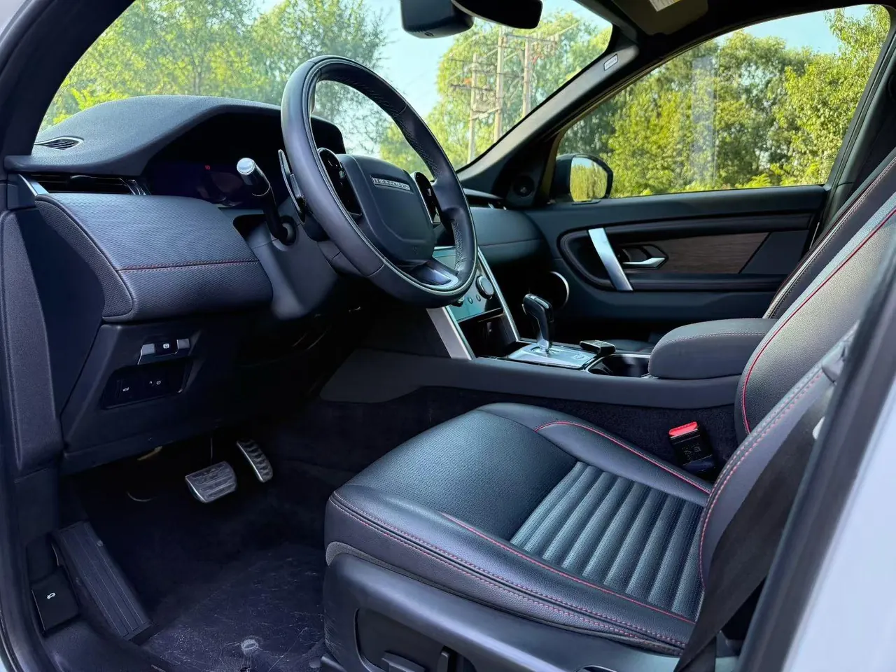 Land Rover 2020 Discovery Sports Edition 48V 2.0T 249PS R-Dynamic SE Performance Technology Edition 5-seat Automatic Gear 4