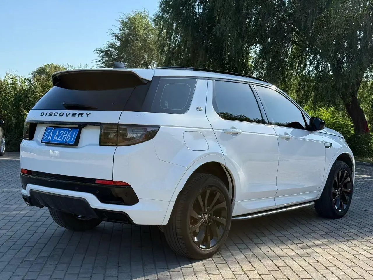 Land Rover 2020 Discovery Sports Edition 48V 2.0T 249PS R-Dynamic SE Performance Technology Edition 5-seat Automatic Gear 7