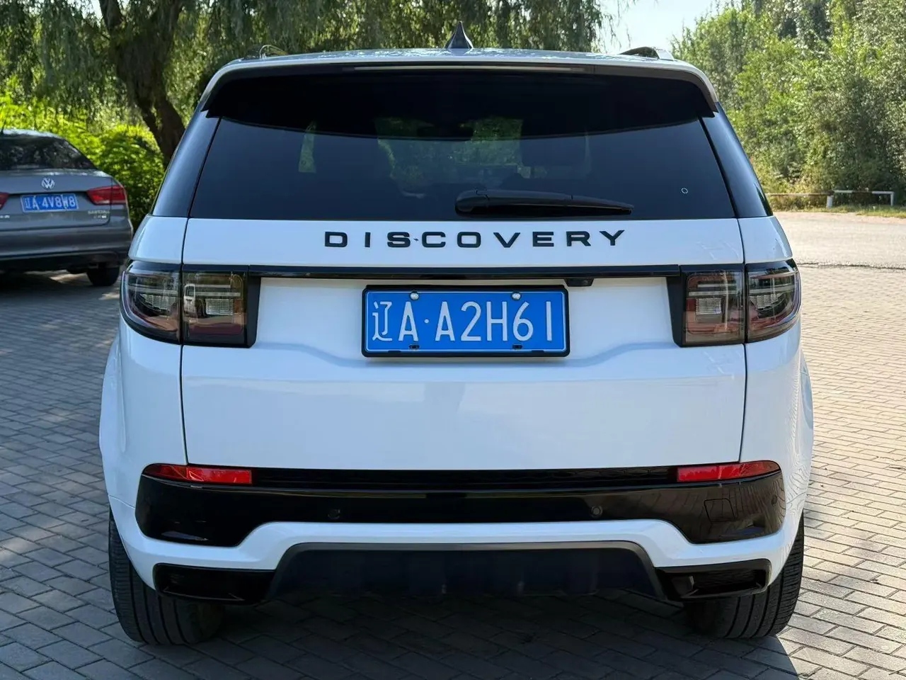 Land Rover 2020 Discovery Sports Edition 48V 2.0T 249PS R-Dynamic SE Performance Technology Edition 5-seat Automatic Gear 8