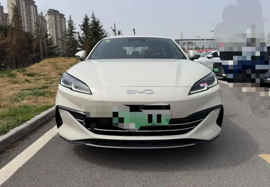 BYD 2025 seals 06 DM-i 1.5 stepless smart driving version 80KM noble automatic gear 2