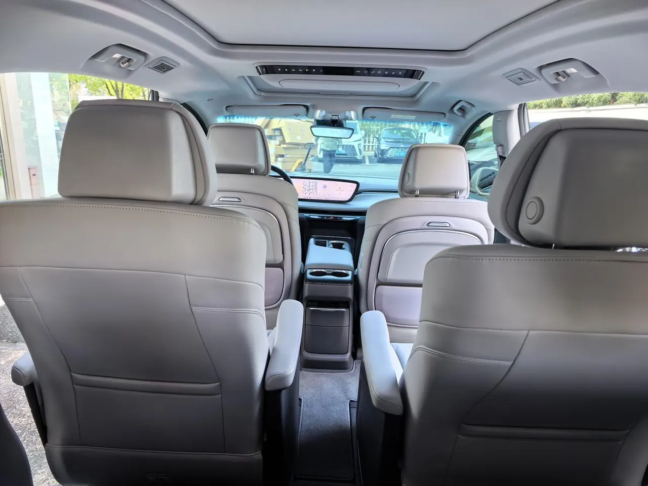 Buick 2025 GL8 ES Lu Zun 48V 2.0T Premium Edition Automatic Gear 9