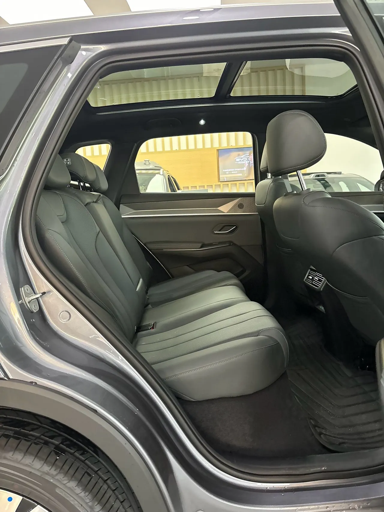 BYD Song Pro New Energy 2026 Song Pro DM-i 1.5 Stepless Flying Edition 301KM Excellent Automatic Gear 15