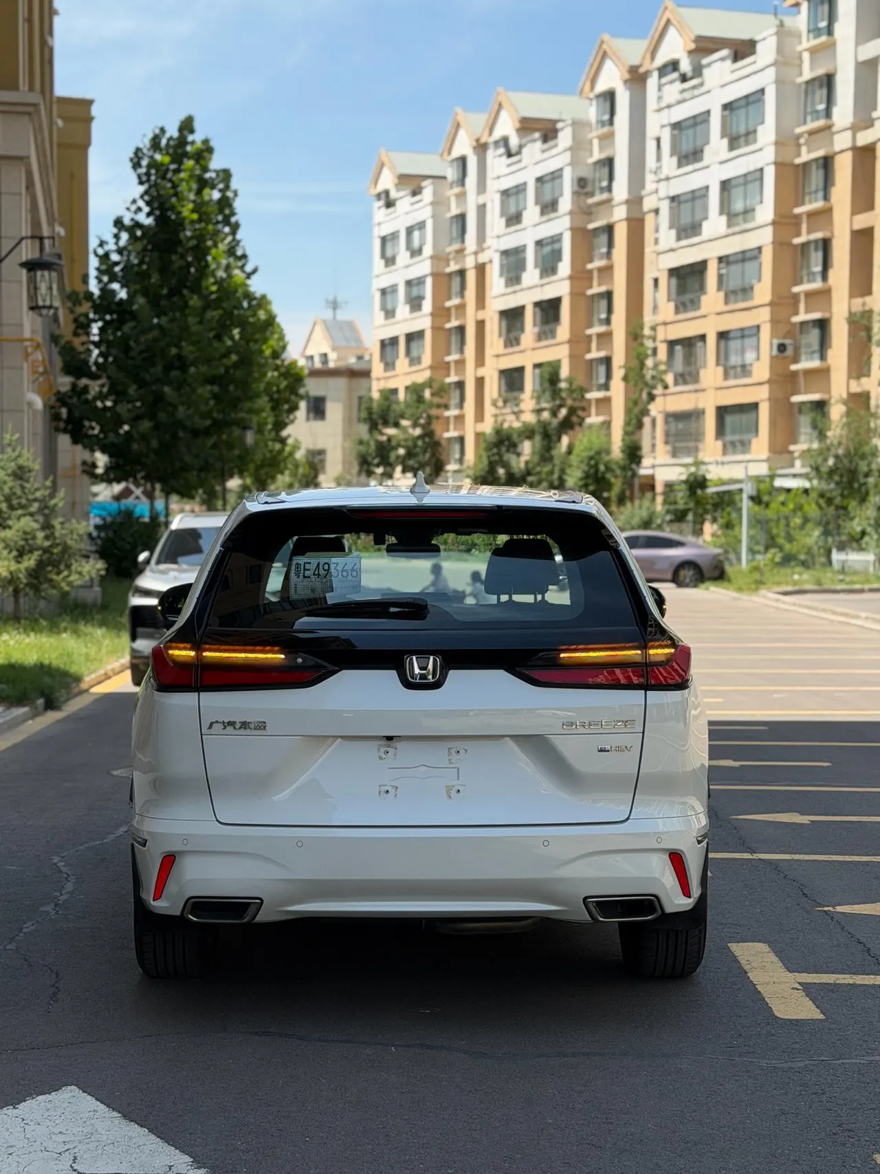 Honda 2023 Hao Ying e:HEV 2.0 Stepless Two-Drive Premium Edition Automatic Gear 4