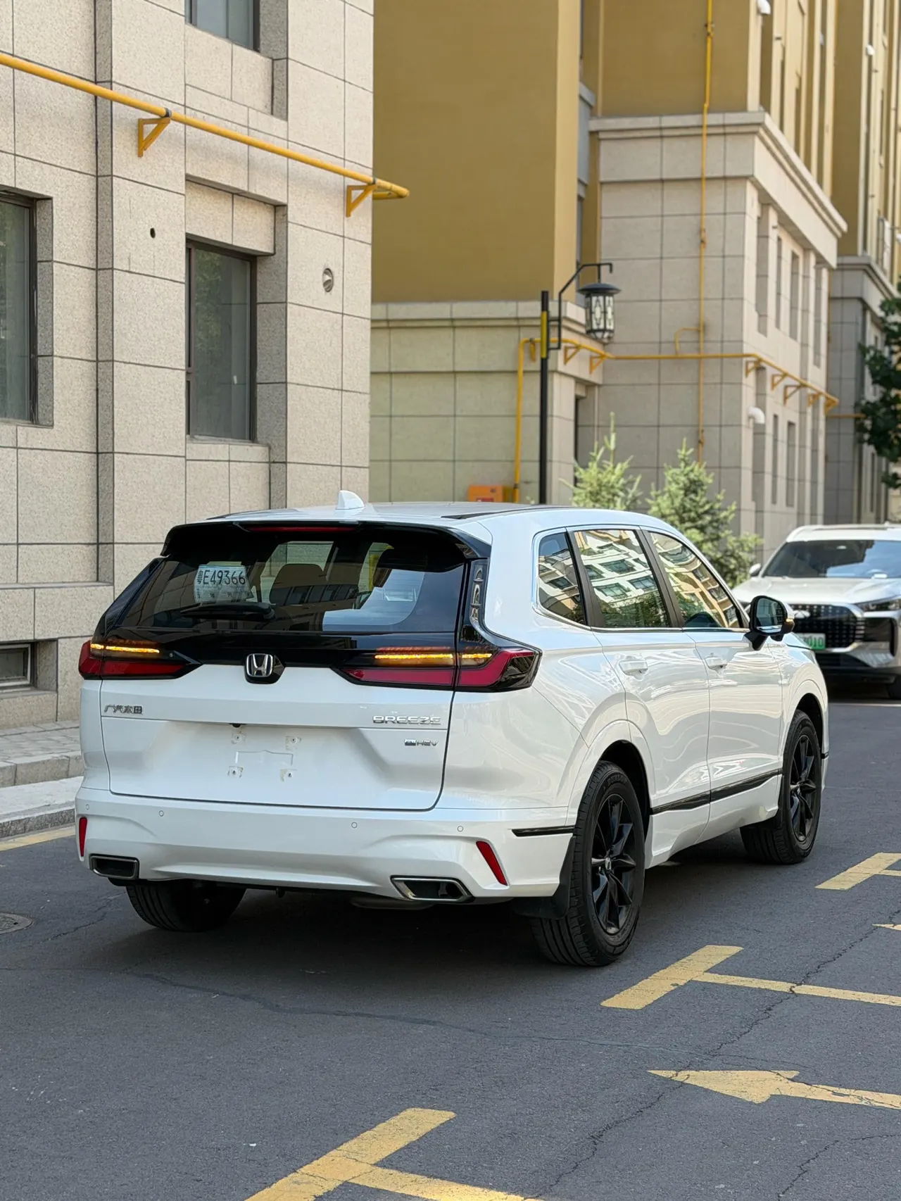 Honda 2023 Hao Ying e:HEV 2.0 Stepless Two-Drive Premium Edition Automatic Gear 6