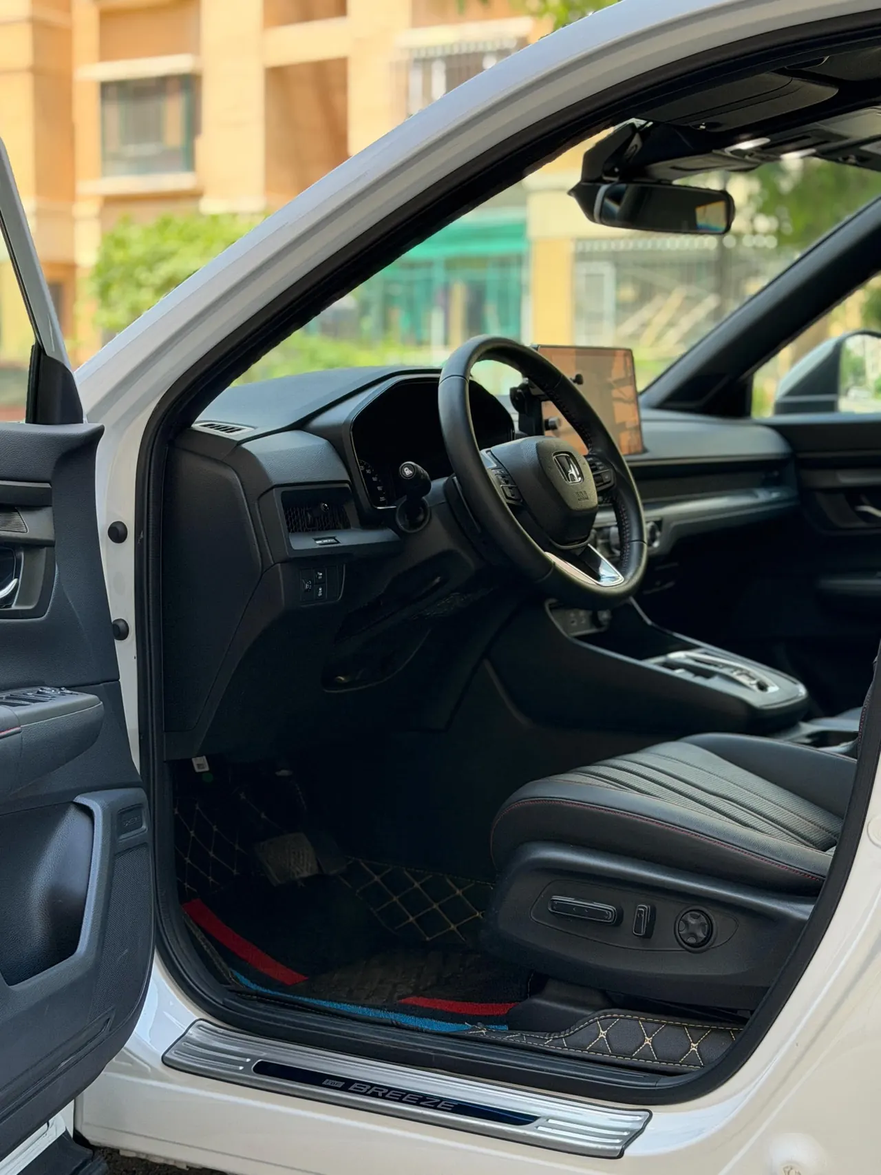 Honda 2023 Hao Ying e:HEV 2.0 Stepless Two-Drive Premium Edition Automatic Gear 7