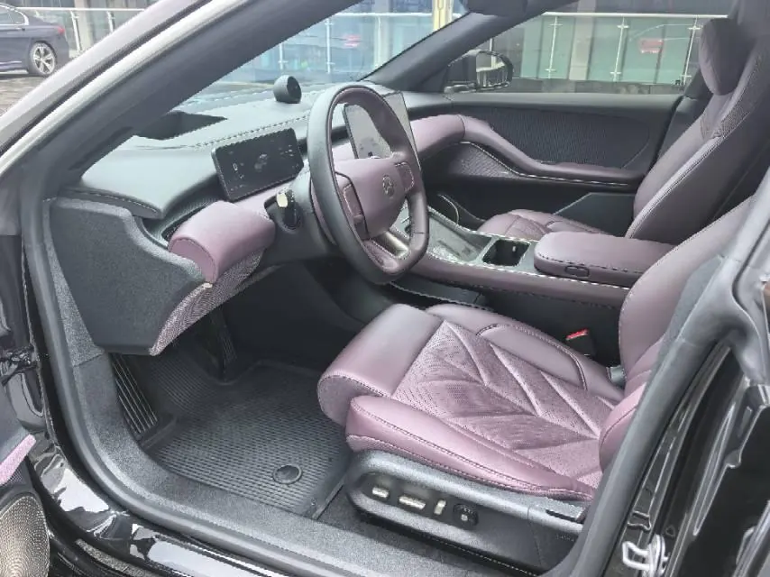 NIO 2025 ET5T 100kWh Touring automatic 6