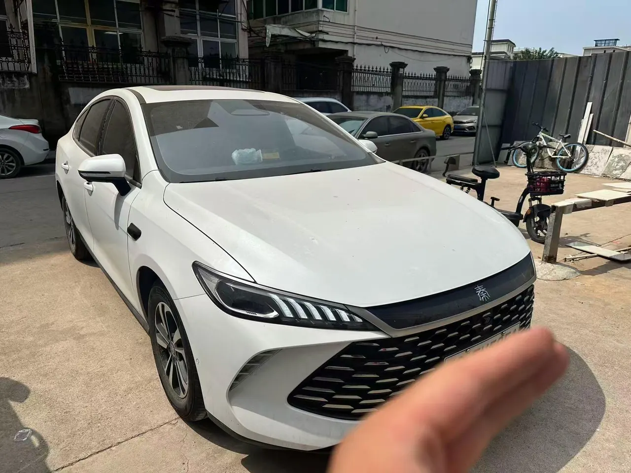 BYD 2025 Qin PLUS DM-i 1.5 stepless intelligent driving version 55KM Exceed automatic gear 3