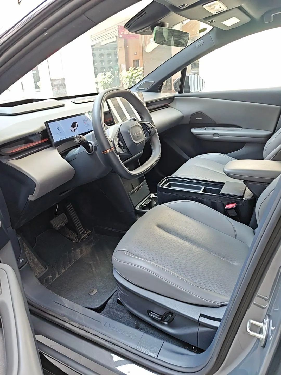 LYNK&amp;CO 2025 LYNK&amp;CO Z 20 530km Rear Drive Max Automatic 7