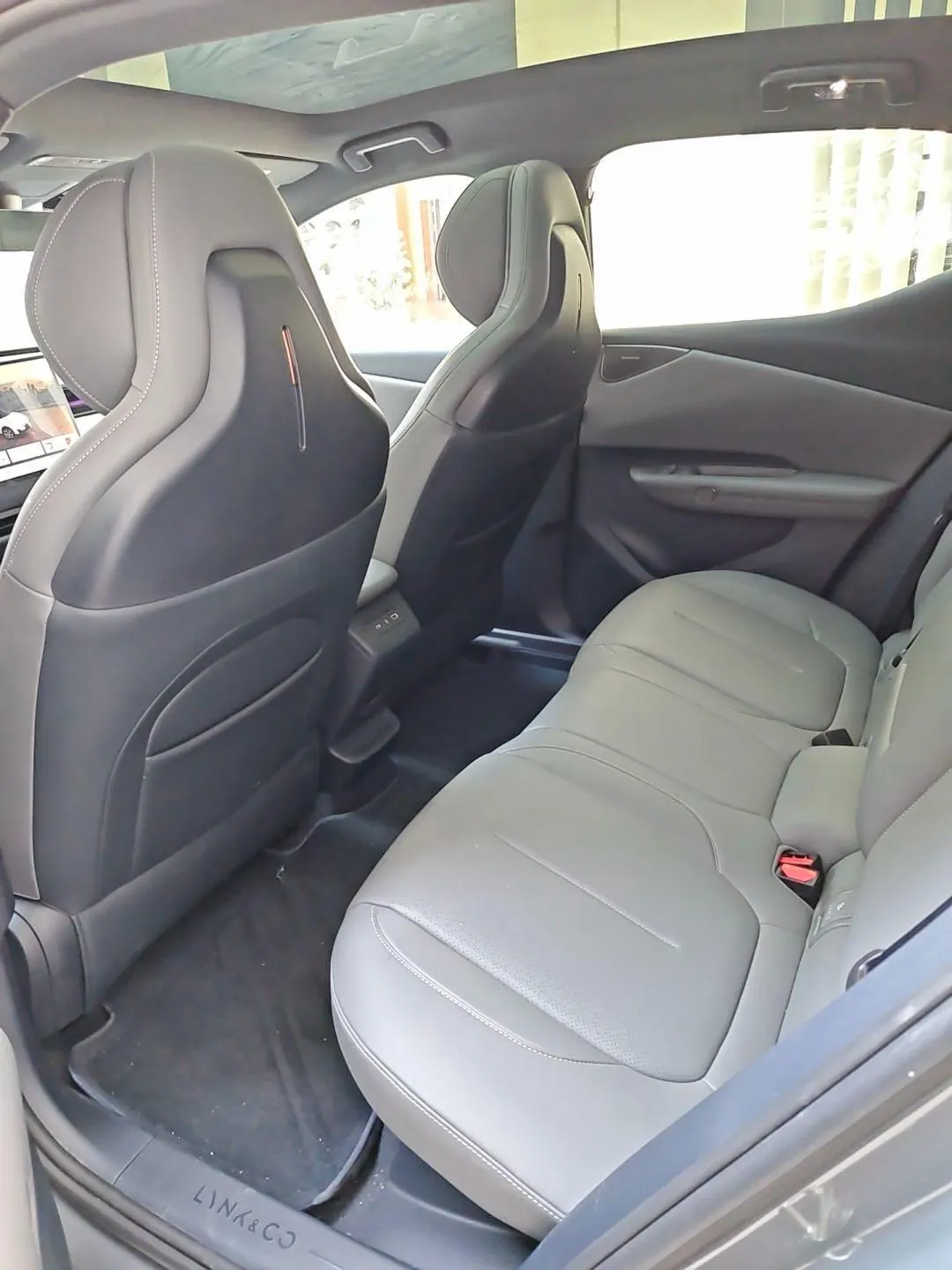 LYNK&amp;CO 2025 LYNK&amp;CO Z 20 530km Rear Drive Max Automatic 8